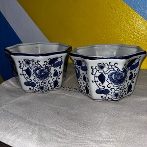 ❤️😎Blue and White Floral Ceramic Planters❤️😎